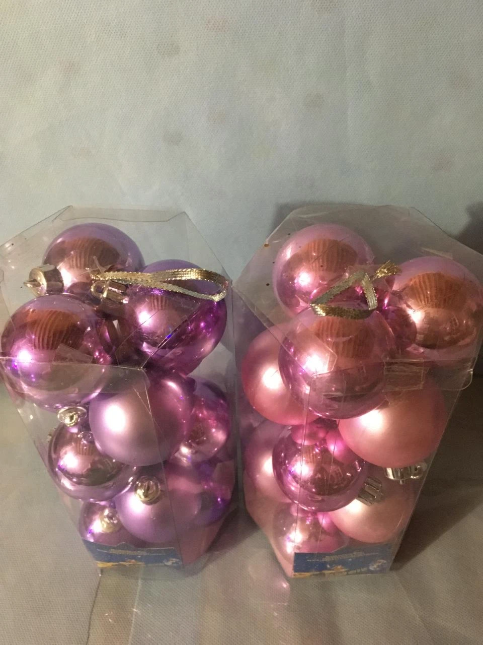2 cajas de 15 bolas de Navidad lila / rosa nuevas + 20 bolas de regalo – photo 2